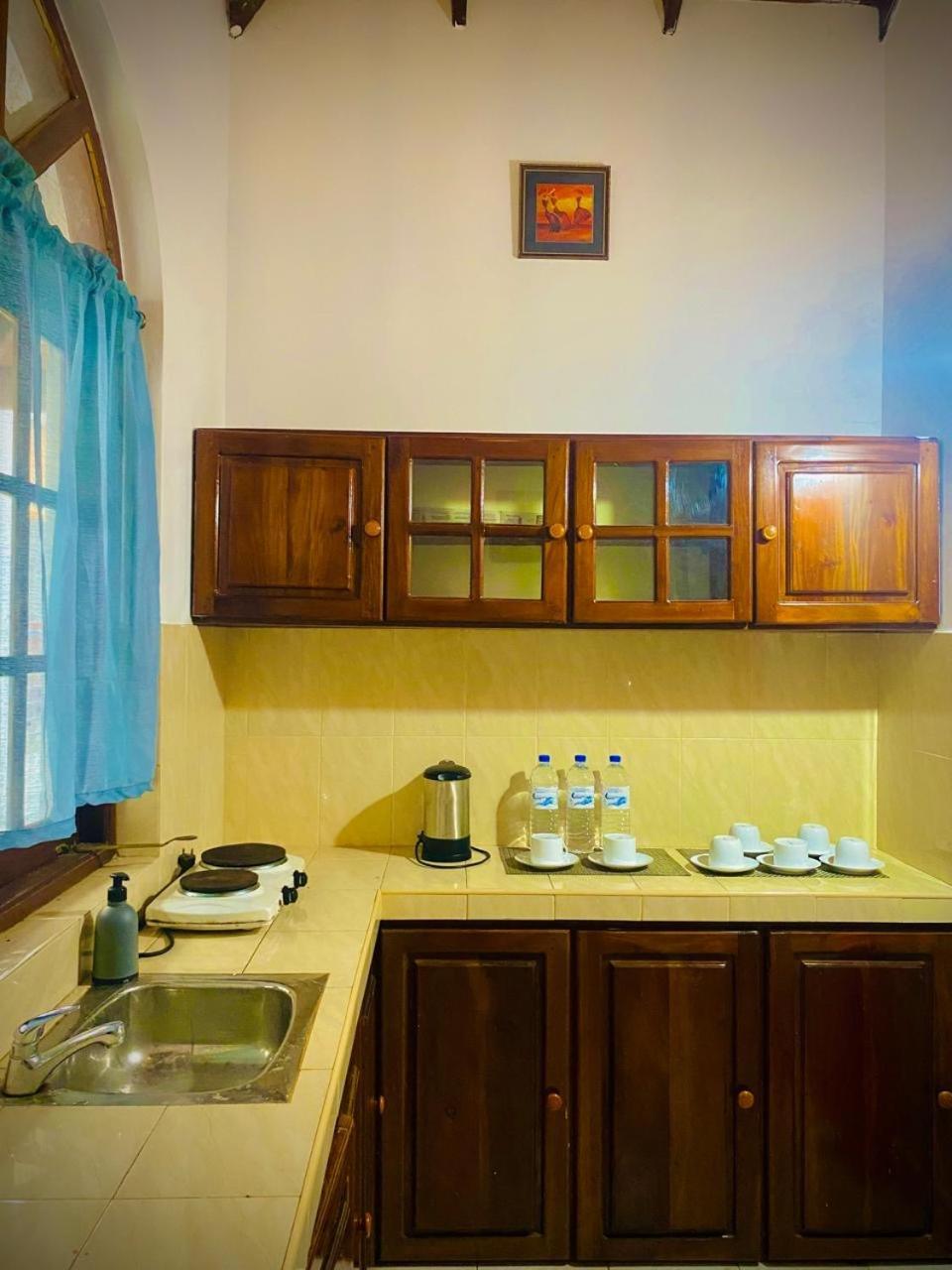 Kingcity Resort Anuradhapura Dış mekan fotoğraf